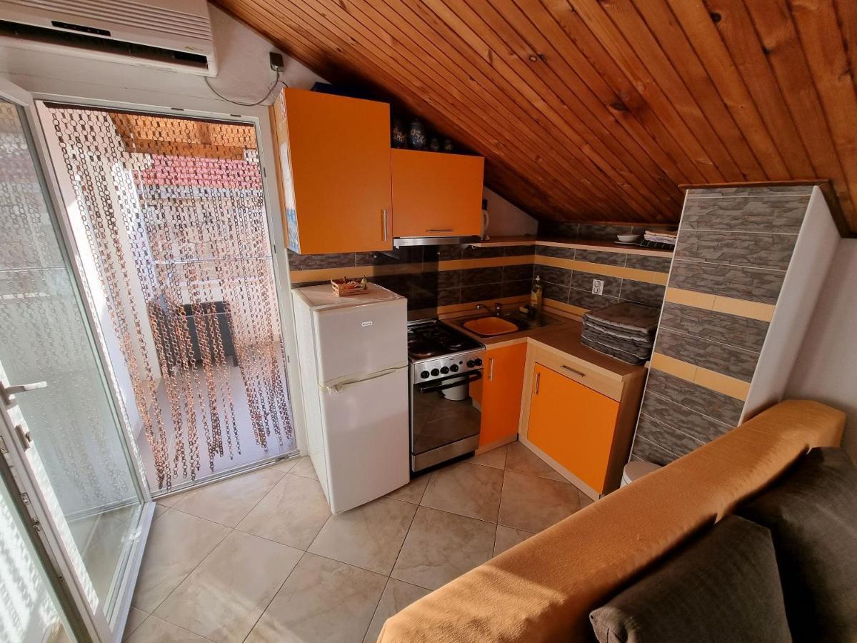 Apartments Banic Postira Luaran gambar