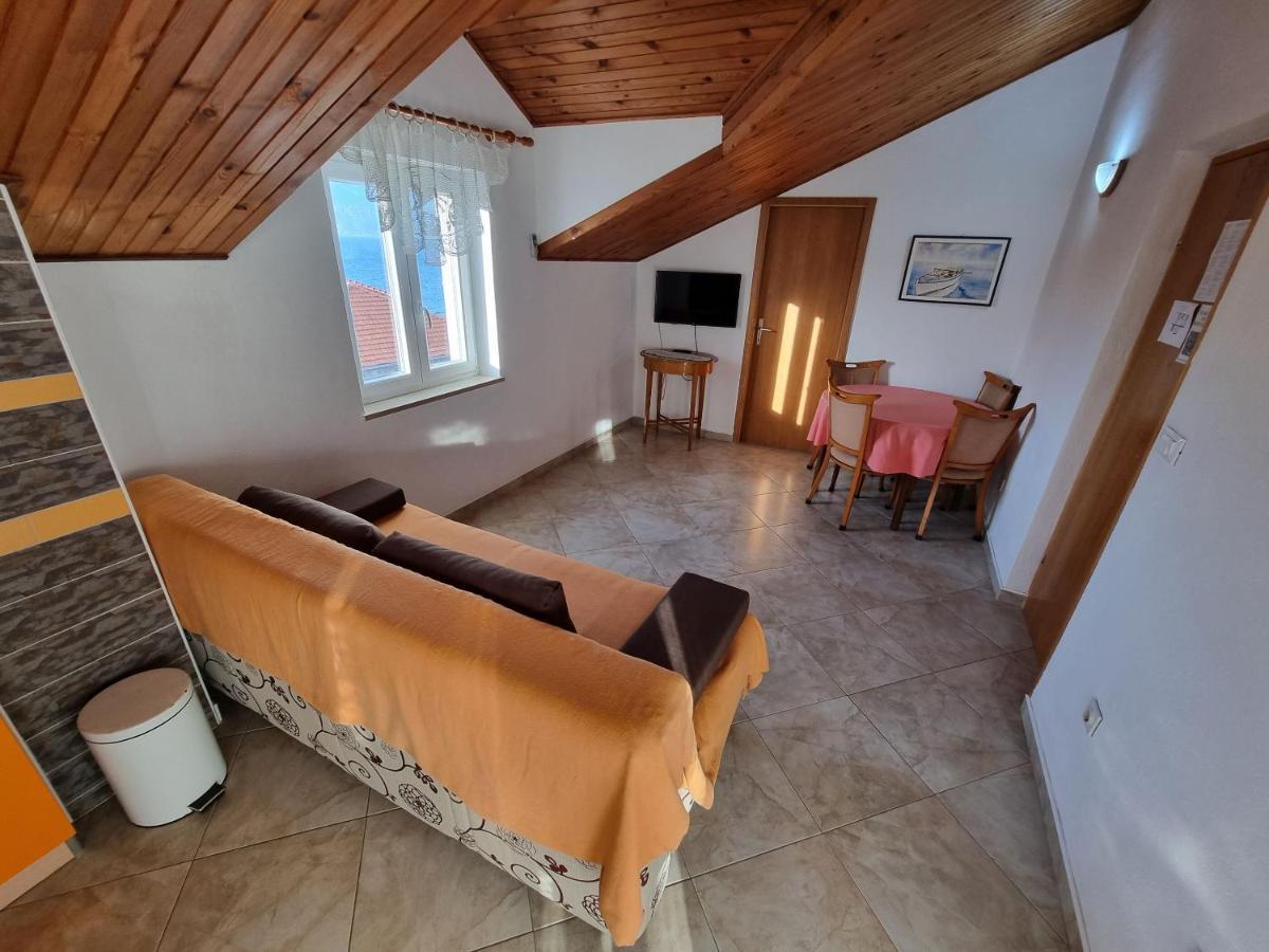 Apartments Banic Postira Luaran gambar