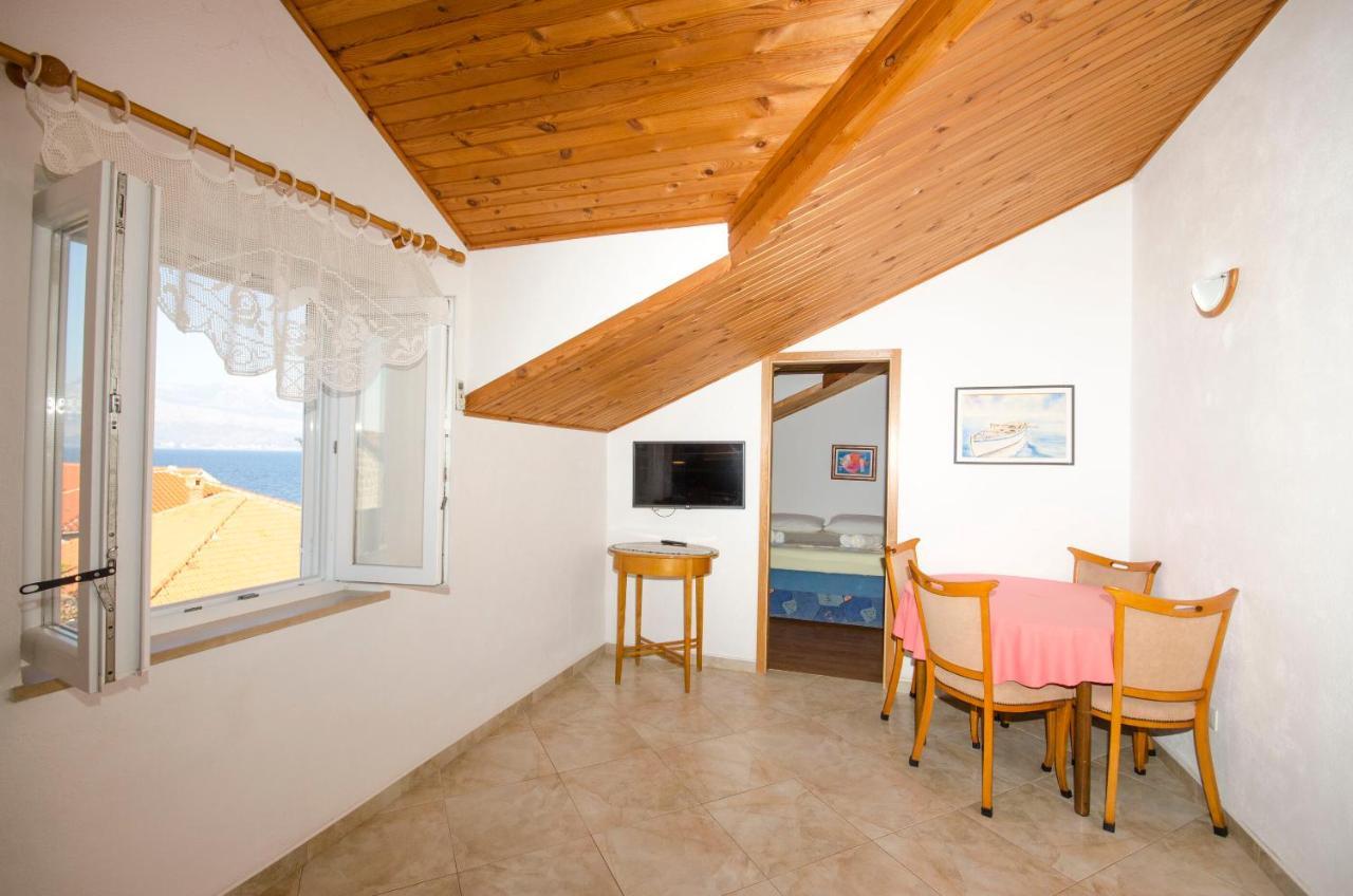 Apartments Banic Postira Luaran gambar