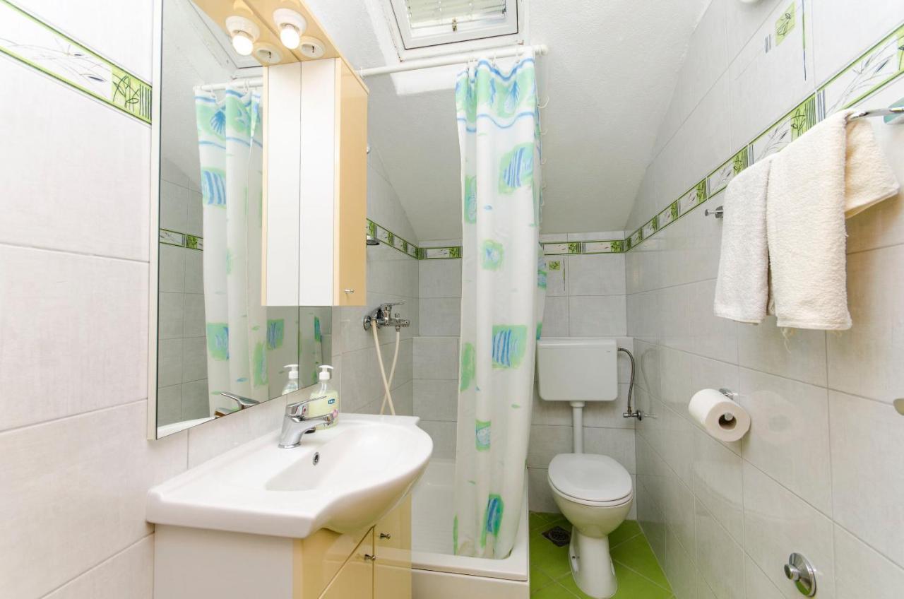 Apartments Banic Postira Luaran gambar